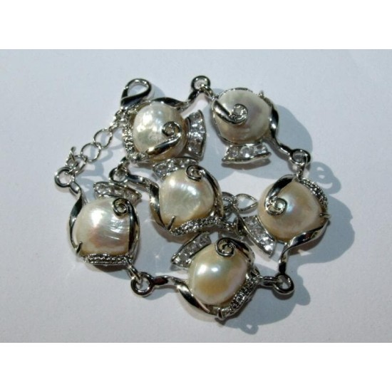 Tenyésztett gyöngy karkötő Tenyésztett gyöngy karkötő