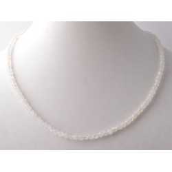 Hormonális problémákon segítő, a változókorral járó panaszokat enyhítő holdkő indiai ékszer	 	Hormonális problémákon segítő, a változókorral járó panaszokat enyhítő holdkő indiai ékszer