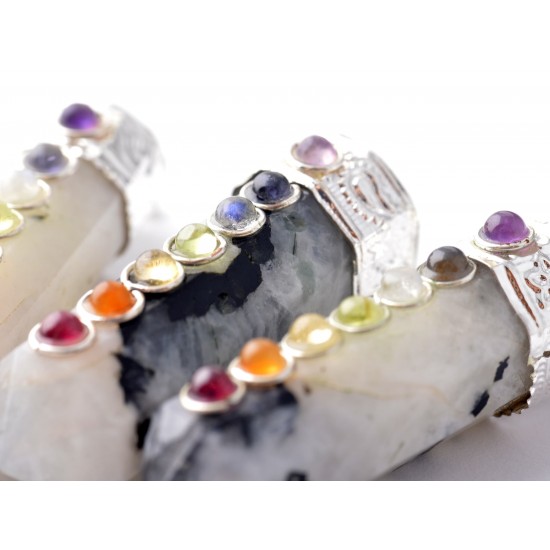 Ametiszt-citrin-gránát-holdkő-iolit-karneol-peridot medál