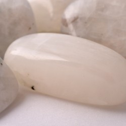 	Termékenységfokozó, nőiességet erősítő, menstruációs panaszokat enyhítő holdkő marokkő	