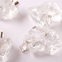 Lélekfiatalító, a szív fájdalmát csökkentő, harmóniát teremtő hegyikristály medál Lélekfiatalító, a szív fájdalmát csökkentő, harmóniát teremtő hegyikristály medál