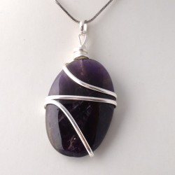 	Légzési problémákon segítő ametiszt medál	