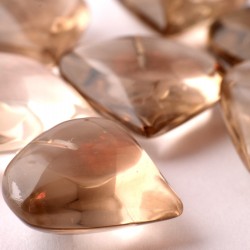 	Szeretetet hozó, bizalmat és elengedést segítő füstkvarc medál	