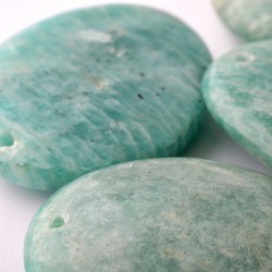 	Nyugtató hatású amazonit medál a békés születésért	