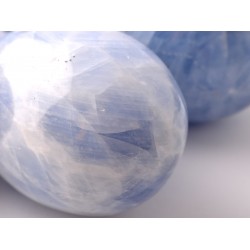 	Bőrproblémákon segítő, immunerősítő, önbizalomnövelő kalcit ásvány tojás	