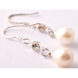 Tenyésztett gyöngy fülbevaló
