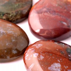 Dohányzásról való leszokást segítő, feszültségoldó indiaachát nyugikő Dohányzásról való leszokást segítő, feszültségoldó indiaachát nyugikő