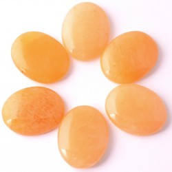 	Nyugtató, stresszoldó hatású aranykvarc nyugikő	