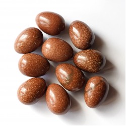 Önbizalomerősítő, önértékelést segítő, védelmező goldstone ásvány tojás	 	Önbizalomerősítő, önértékelést segítő, védelmező goldstone ásvány tojás