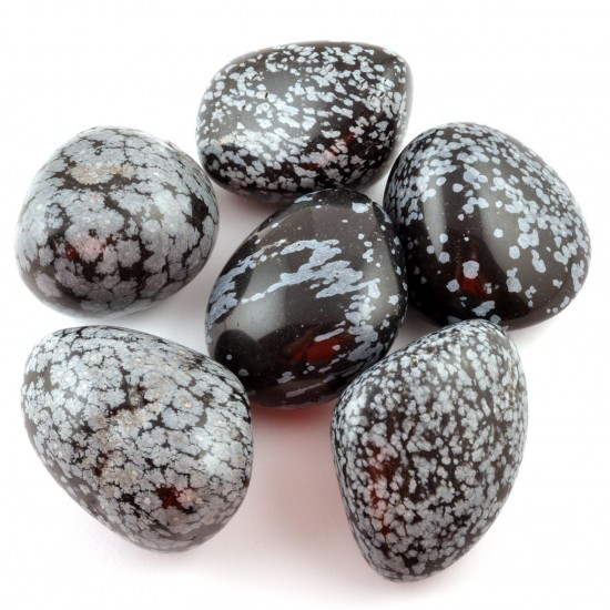 	Tisztánlátást segítő, spirituális erejű hópehely obszidián marokkő	